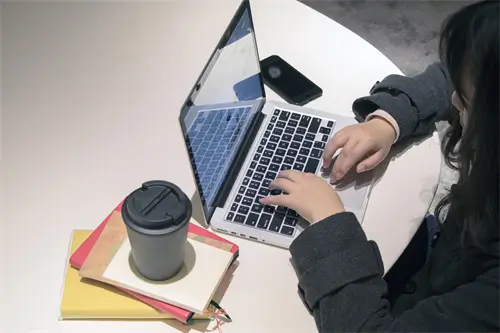 阿尔巴尼亚那边到挪威旅游多少钱