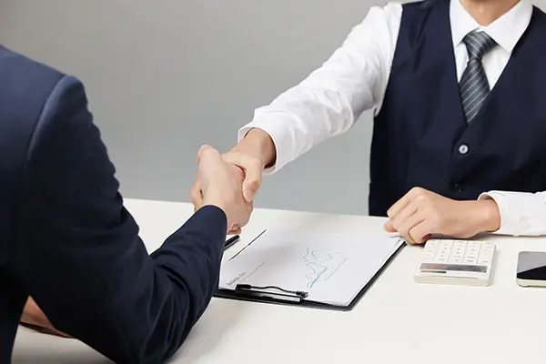 巴布亚新几内亚人去到挪威旅游需要多少天